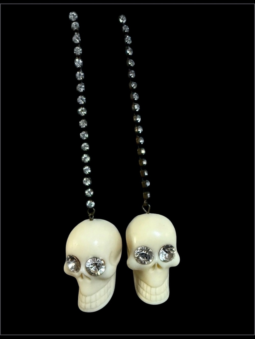 Bintage Betsey Johnson White Skull Rhinestone Drop Earrings Rare.